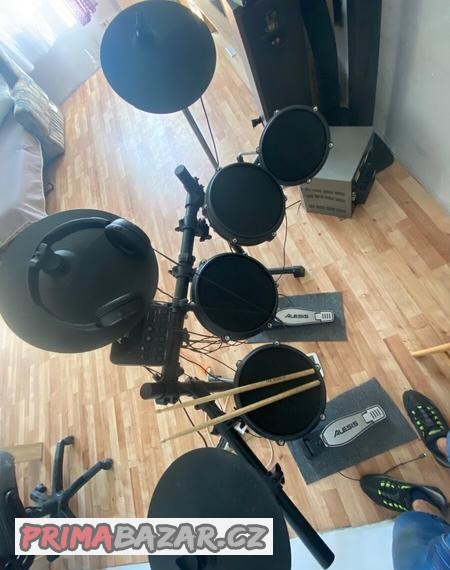 alesis
