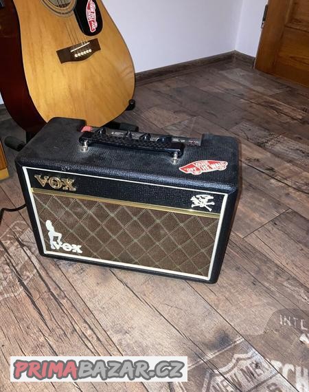sleva - Kytarové kombo vox pathfinder 10