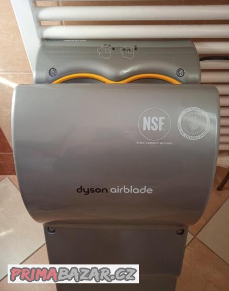 vysousec-rukou-profi