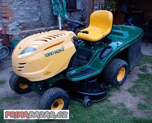 zahradni-traktor-mtd-yardman-comfort-hydrostatic-se-zarukou