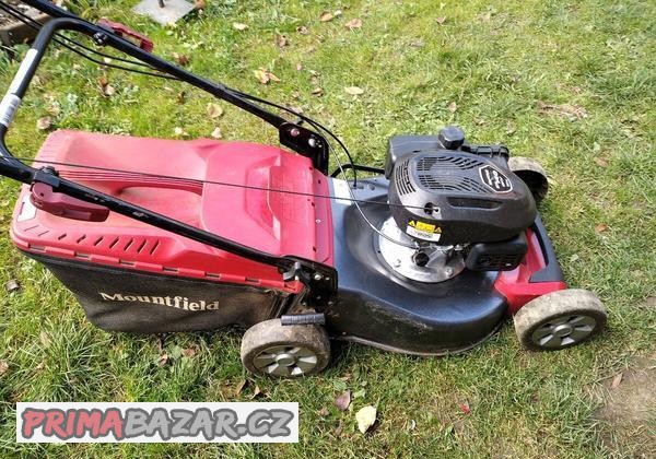 sekacka-s-pojezdem-mountfield-st140-ohv