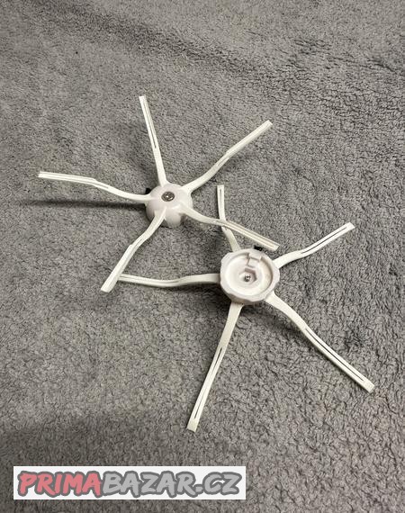 roborock-bocni-kartac