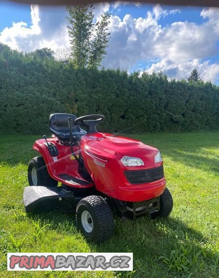 zahradni-traktor-jonsered-lt-2115a