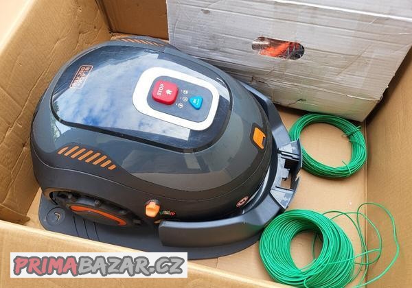 roboticka-sekacka-black-a-decker-bcrmw121