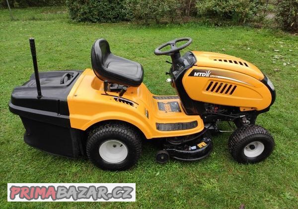 zahradni-traktor-mtd-rth-135-92