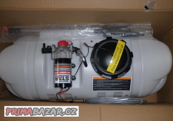 zahradni-postrikovac-na-ctyrkolku-trakturek-novy