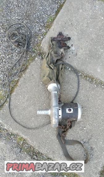 historicky-odsavac-pilin