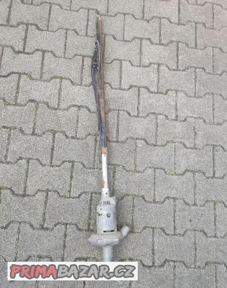 stary-vysavac-zn-vorax