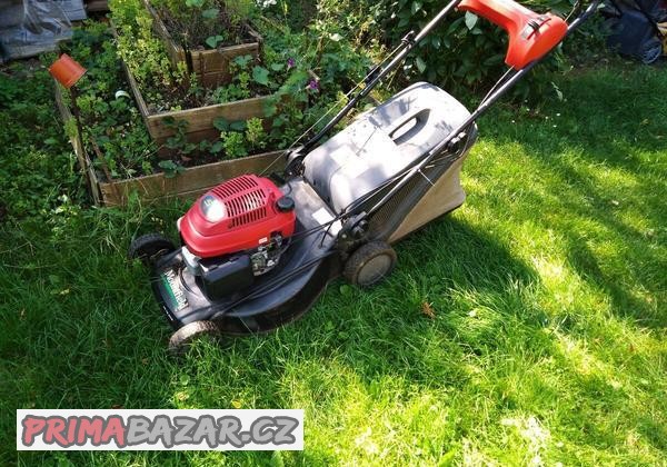 sekacka-s-pojezdem-motor-honda