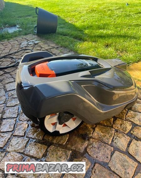 zanovni-sekacka-husqvarna-automower-450x
