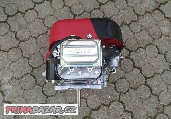 novy-znackovy-jednovalcovy-motor-briggs-stratton-13-hp