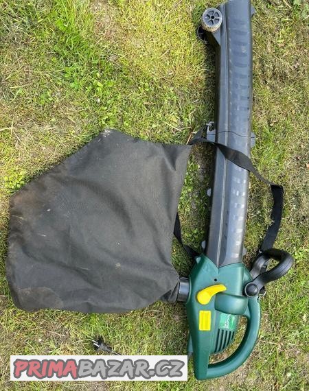 vysavac-foukac-na-listi