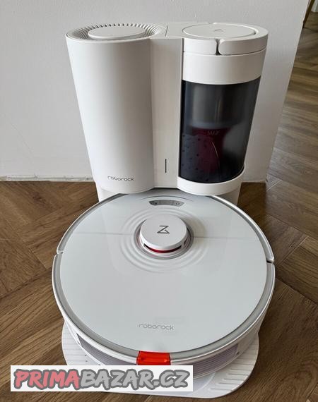roboticky-vysacac-roborock-s7-auto-empty-dock