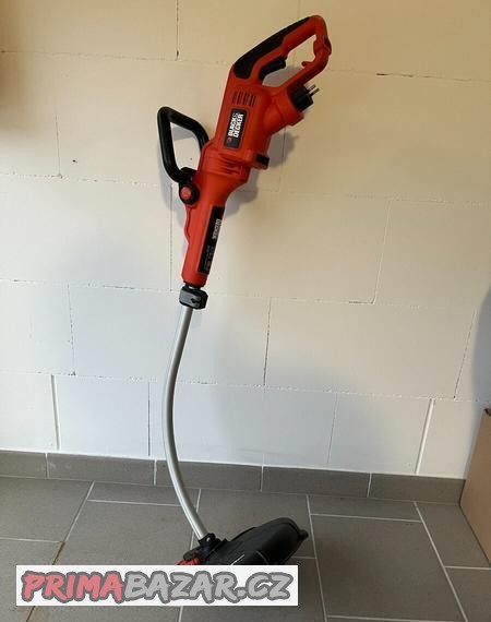 strunova-sekacka-black-decker-gl7033