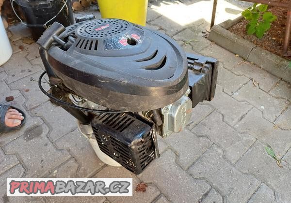 prodam-motor-na-sekacku
