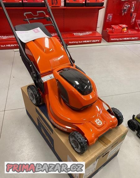 sekacka-husqvarna-lc247i