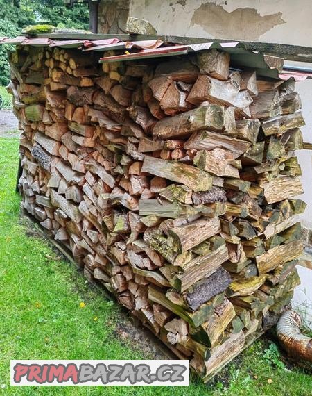 Palivové dřevo sušené smrkové Palivové dřevo sušené smrkové