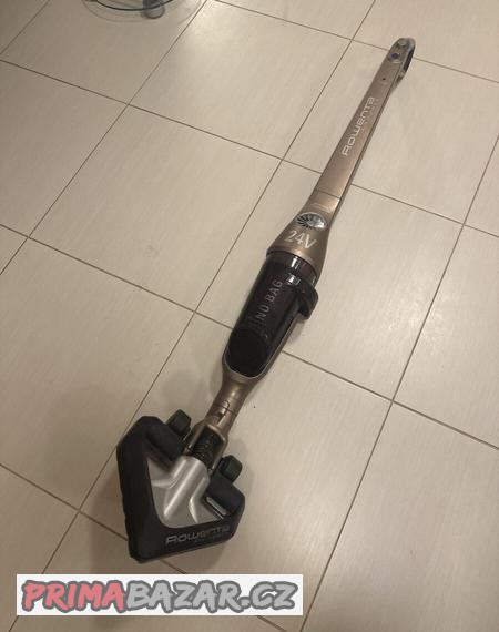 vysavac-roberta-air-force