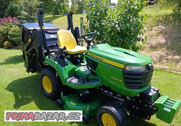 zahradni-traktor-john-deere-x950r-s-vysokym-vysypem