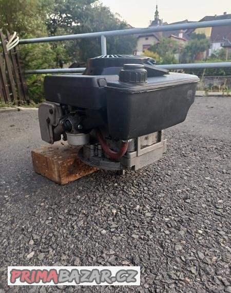 motor-ze-sekacky-vantage-35