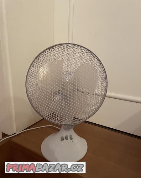 maly-stojaci-ventilator