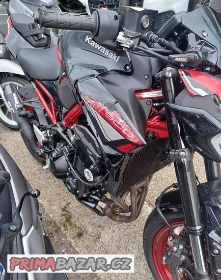 kawasaki-z-900-2024