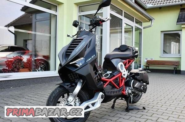 italjet-dragster-200-abs-nove-skladem-benzin-automat-13-kw