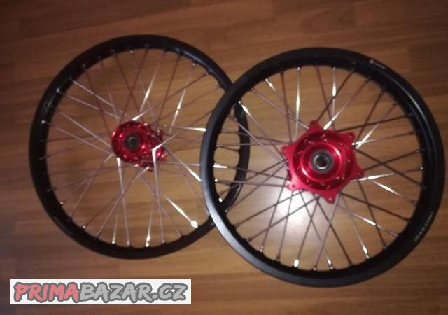 motocross-kola-21-19-honda-crf-450-i-250