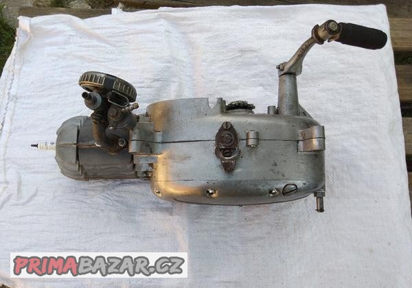 Motor Jawa 550,555 - pařez