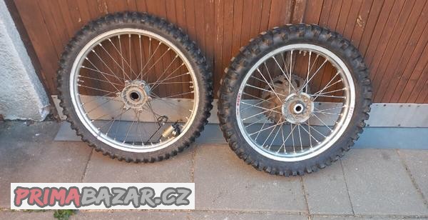 kola-yamaha-yzf-250