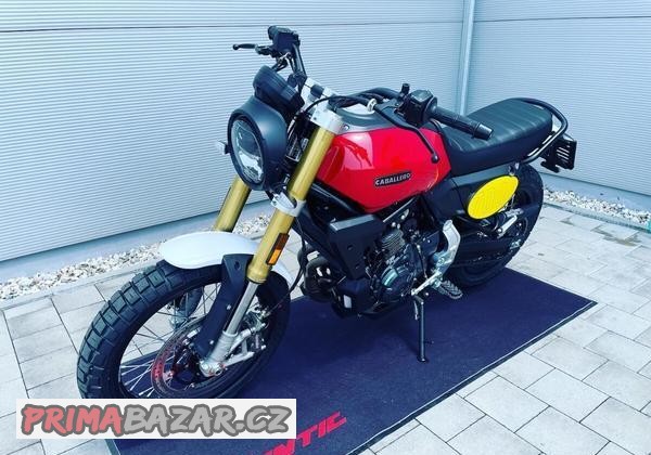 fantic-caballero-scrambler-700-skladem