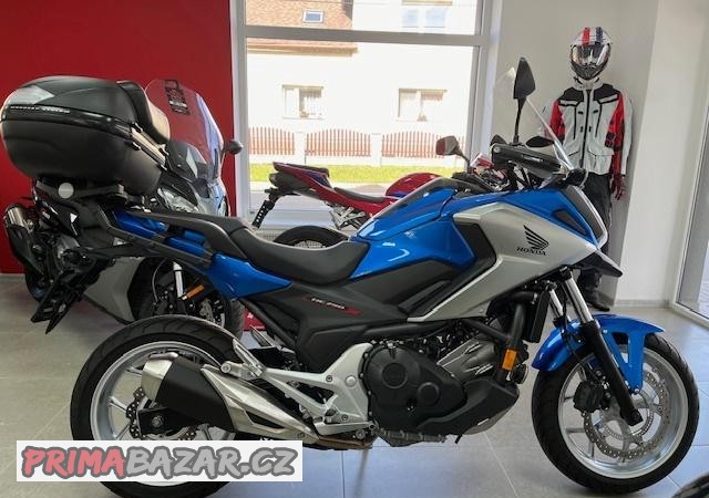 honda-nc-750x-top-stav