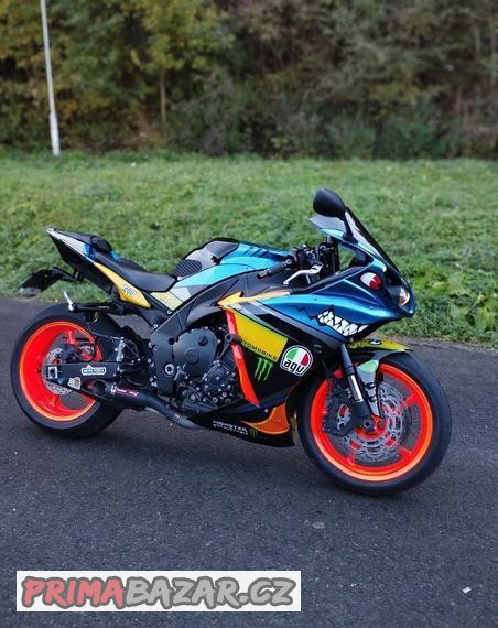 yamaha-yzf-r1-rn22-big-bang-vr46
