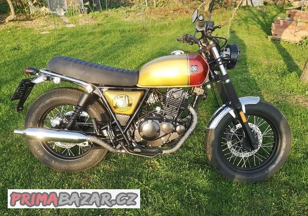 brixton-saxby-250-stejne-jako-suzuki-tu-bez-tp