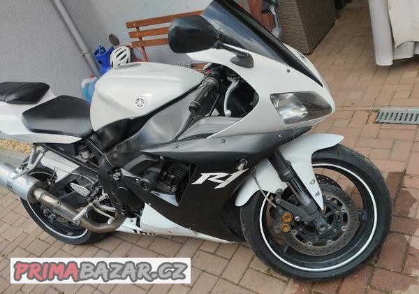 jamaha-prodam-motocykl-yamaha-r1-1000-rok-2002-bila-perlet