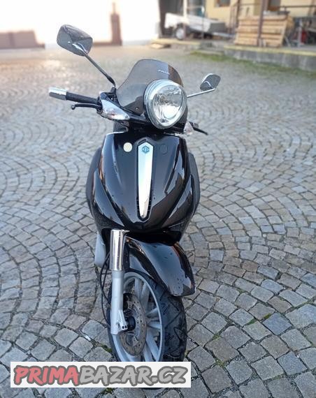 piaggio-beverly-500