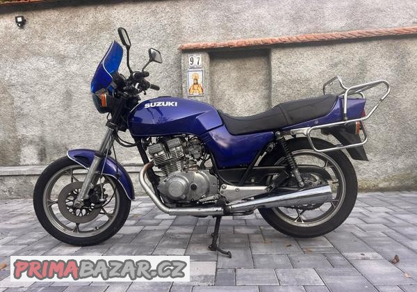 suzuki-gsx-250-katana