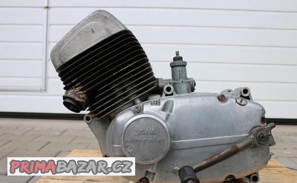 jawa-250-bizon-typ-623-01-oilmaster-motor