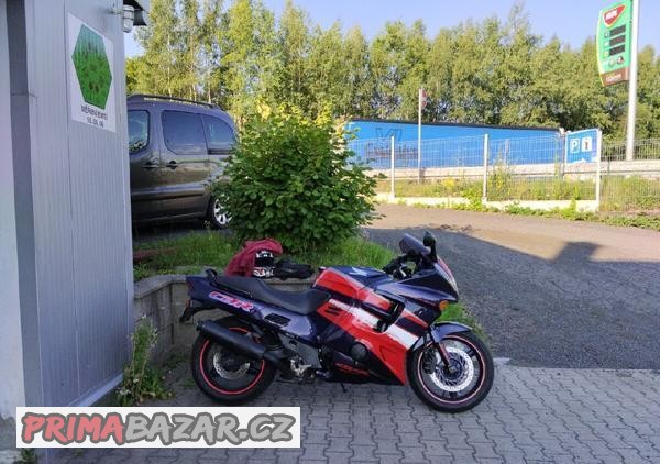 prodam-honda-cbr-1000-f-dual
