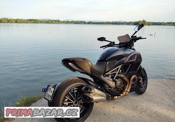 ducati-diavel-carbon-puvod-cr-mozny-odpocet-dph