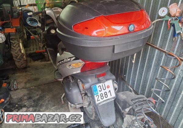prodam-skutr-kymco-250