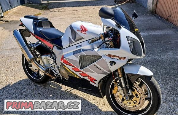 honda-vtr-1000-sp2