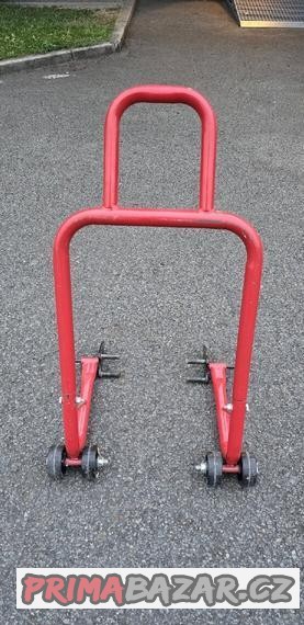stojan-na-motorku