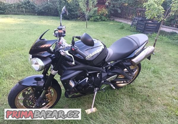 triumph-street-triple-675-r