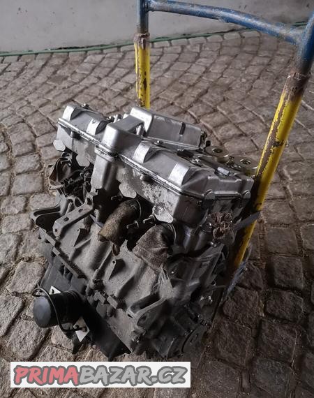 motor-honda-cbr-1000-f