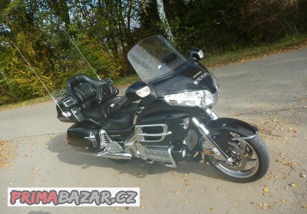honda-gl-1800-gold-wing-abs