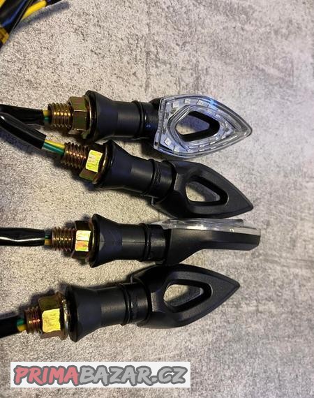 4x-led-moto-blinkry-sviti-modre