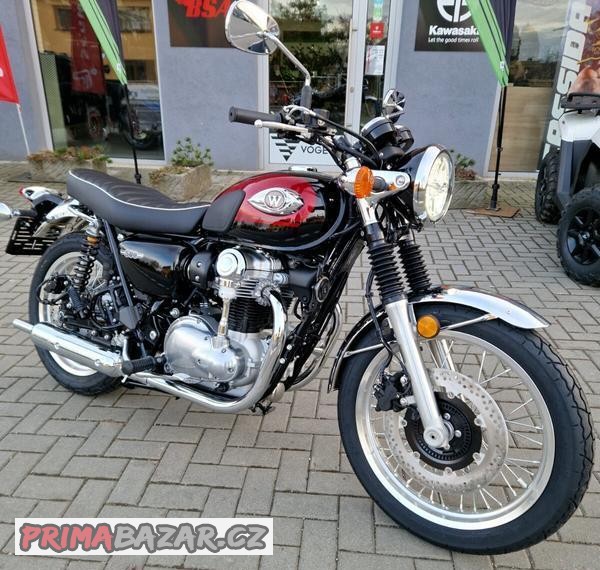 kawasaki-w800-model-2024-novy-motocykl-akce
