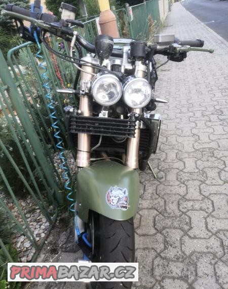 Prodám Honda VFR 750 Street