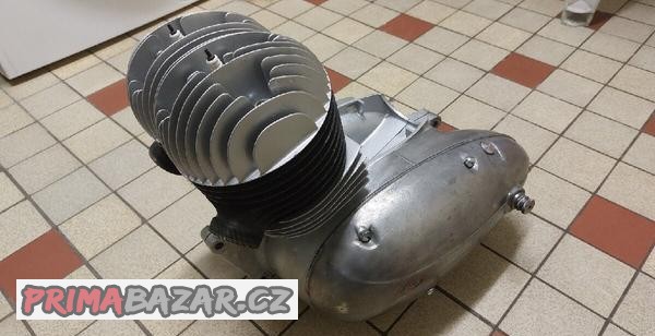 jawa-350-kyvacka-motor-1959